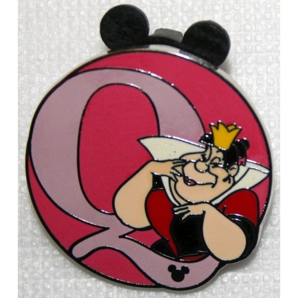 WDW - Hidden Mickey Series III - Alphabet - Queen (Q)